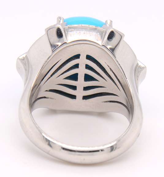 Stunning White Gold Turquoise and Diamond Ring