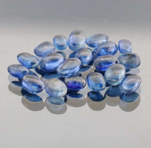 Gorgeous 10.61ct sapphire blue Kyanite cabochon set