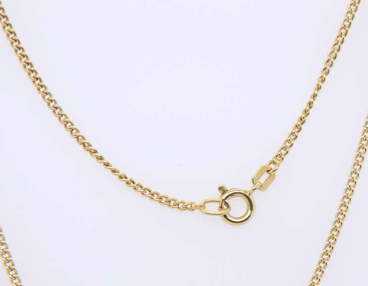 Simple Yellow Gold Curb Link Chain Necklace