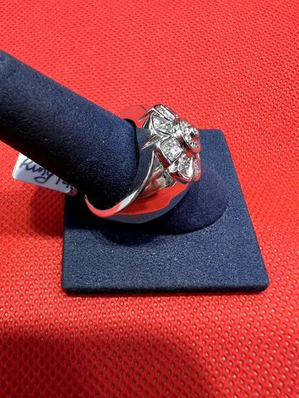 MENS 14K WHITE GOLD WITH 1.00 CARAT ALL 100 % NATURAL DIAMONDS