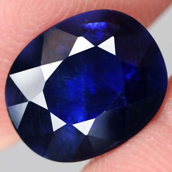 6.22ct big blue Sapphire from Mozambique