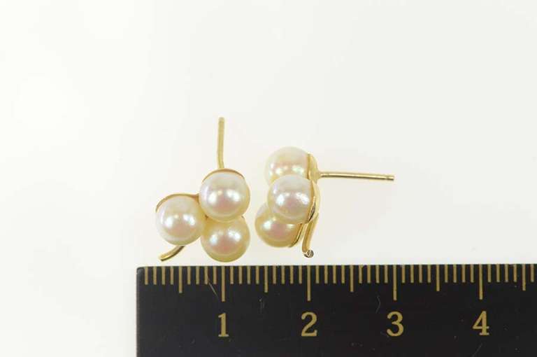 14K Yellow Gold 1960's Pearl Cluster Clover Shamrock Stud Earrings