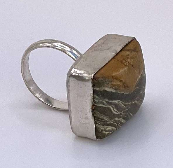 Beautiful handmade Tibetan Silver Ring