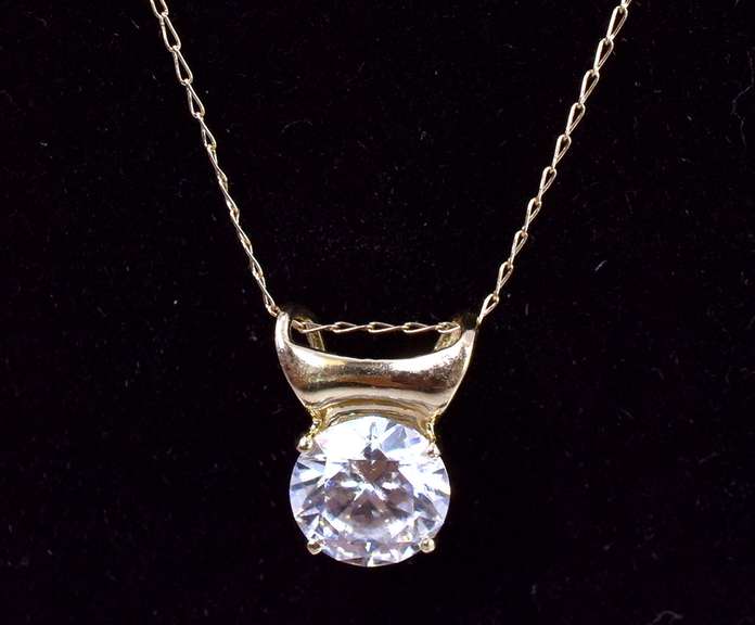 Darling CZ Pendant Necklace in 14K Yellow Gold