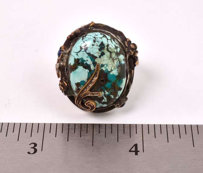 Dreamy Approx. 7.65CTS Turquoise Ring in Sterling Silver