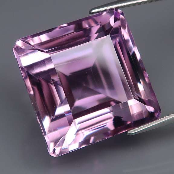 Huge 33.40ct lilac purple Amethyst