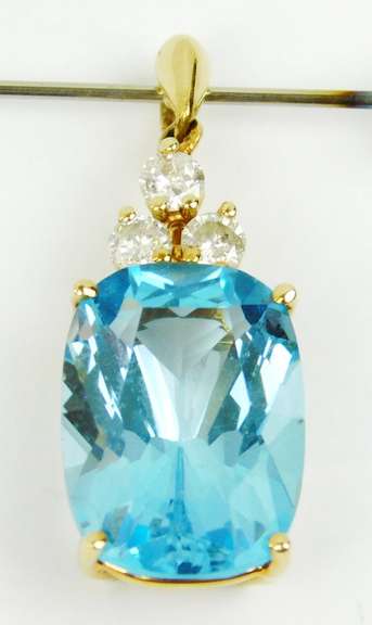 14K Pendant with 6CT Blue Topaz & Diamonds