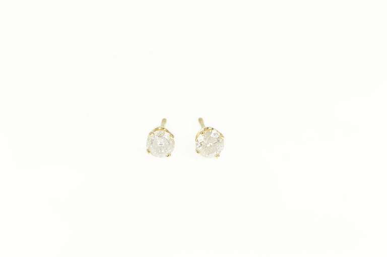 14K Yellow Gold 0.90 Ctw Diamond Solitaire Classic Stud Earrings