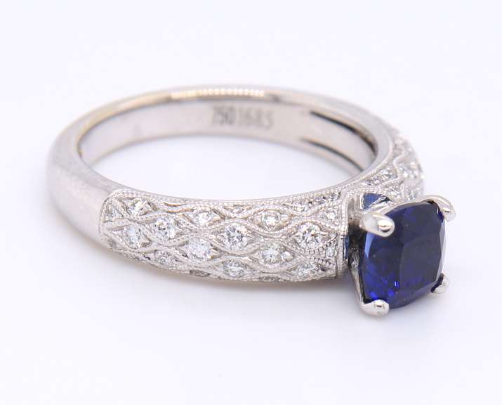 Masterpiece 18kt White Gold Cushion Sapphire w Diamond Ring