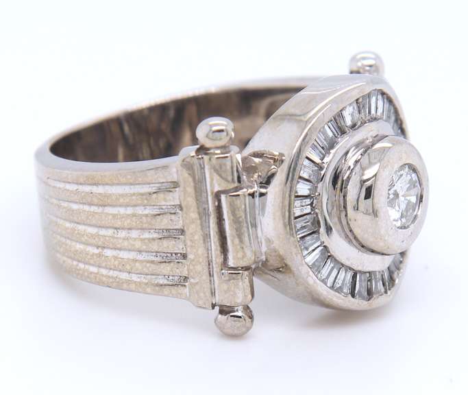 Brilliant White Gold Bezel Set RBC with Baguette around Diamond Ring