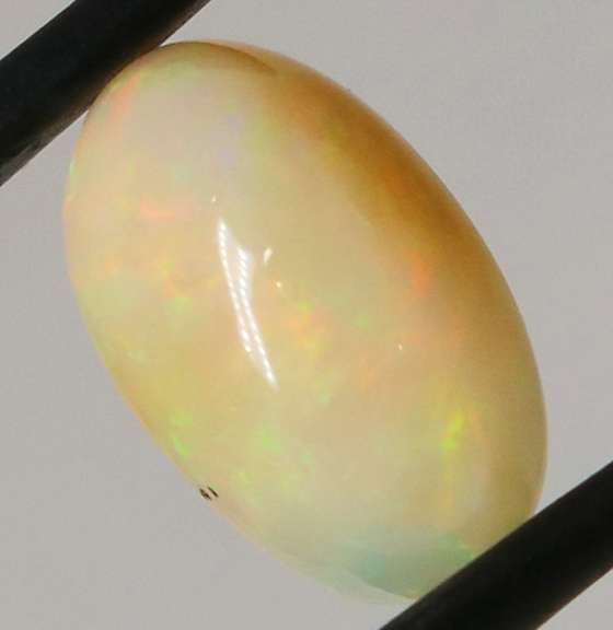 2.55ct untreated semi-black Welo Opal