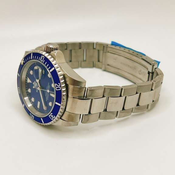 Men's Stainless Steel Diver Watch with Day Date