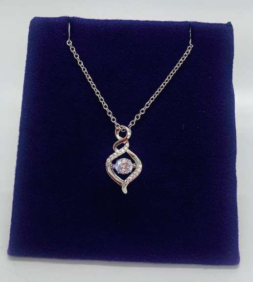 gorgeous wave Dancing stone Silver Pendant