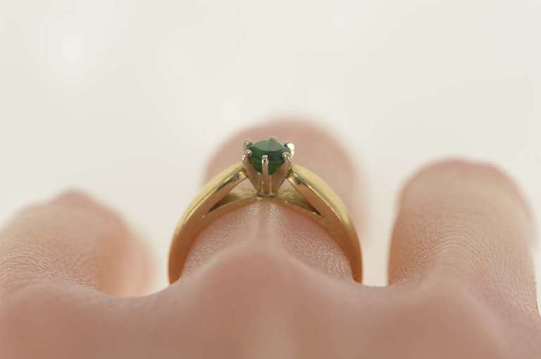 14K Yellow Gold Classic Round Syn. Emerald Solitaire Ring