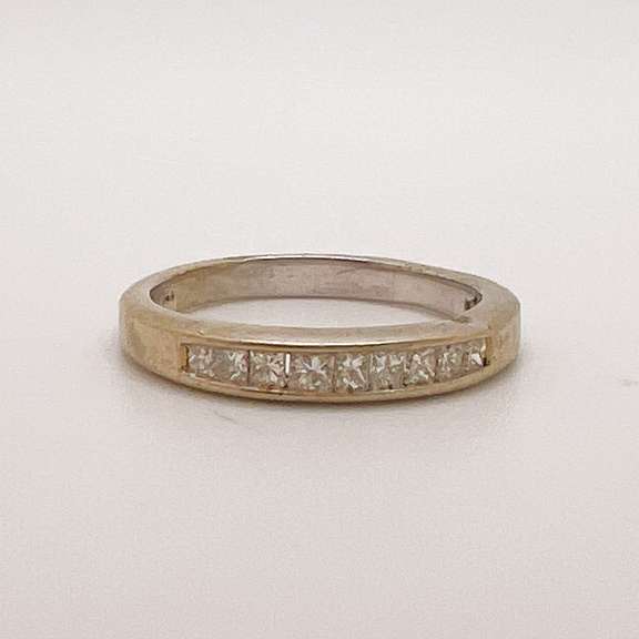 14kt White Gold & Diamond Band Ring