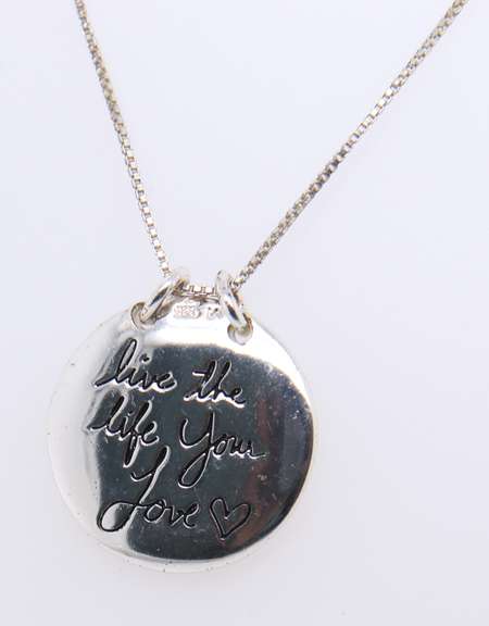 925 Sterling Silver Pendant on Chain
