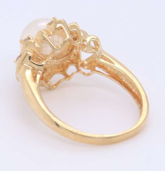Fantastic Yellow Gold Pearl and Diamond Ring