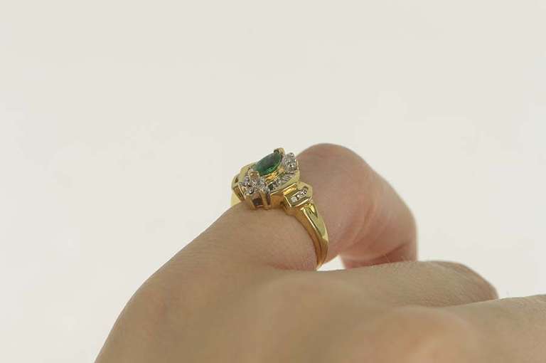 14K Yellow Gold 0.72 Ctw Emerald Diamond Engagement Ring