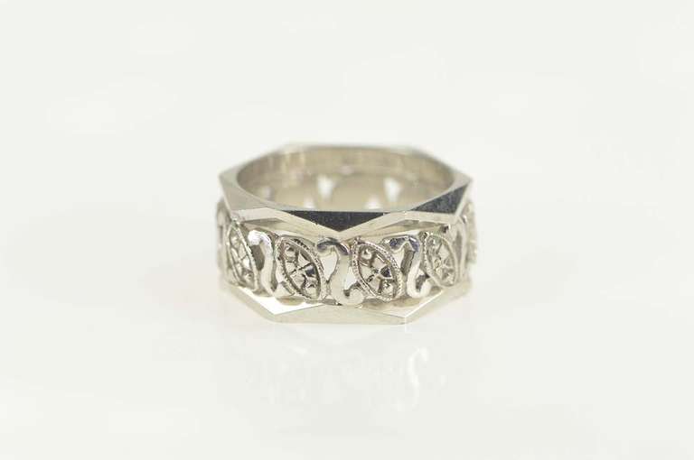 14K White Gold Retro Ornate Geometric Pierced Wedding Band Ring