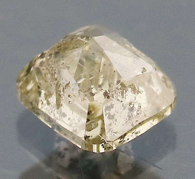 Stunning 0.71ct untreated fancy color Diamond