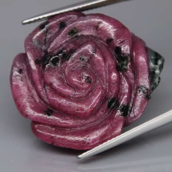 Captivating 58.60ct hand carved Ruby in Zoisite