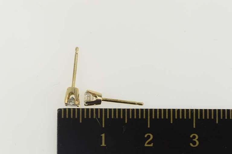 14K Yellow Gold 0.25 Ctw Diamond Round Solitaire Stud Earrings