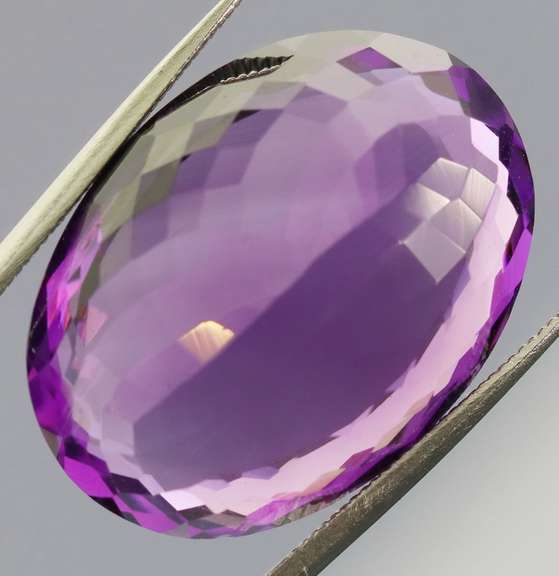 Striking 17.30ct violet Amethyst