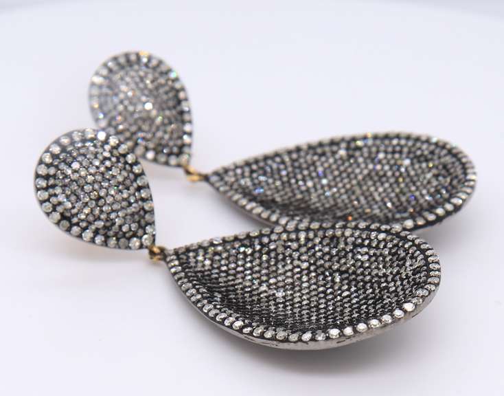 Stunning 6.24ctw Single Cut Diamond Dangle Earrings