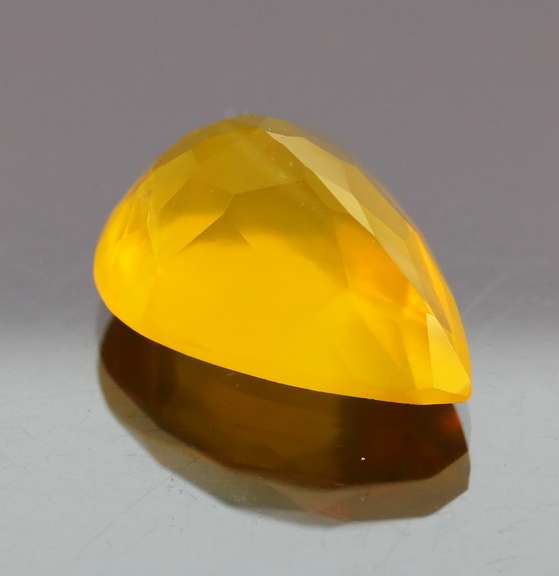 Warm glow 19.63ct Mexican Fire Opal