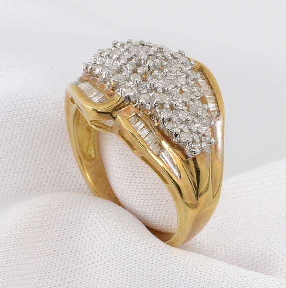1/2 Carat Total Weight Diamond Cluster