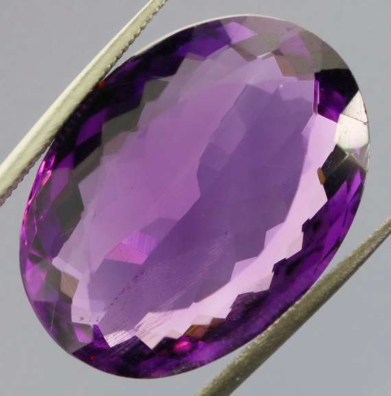 Striking 17.30ct violet Amethyst