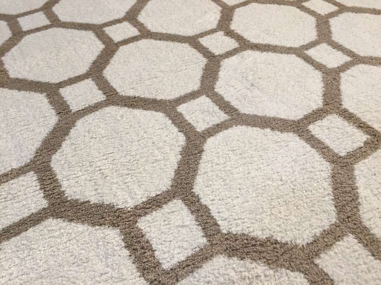 Super Soft Silky Feel Contemporary Rug 7x10