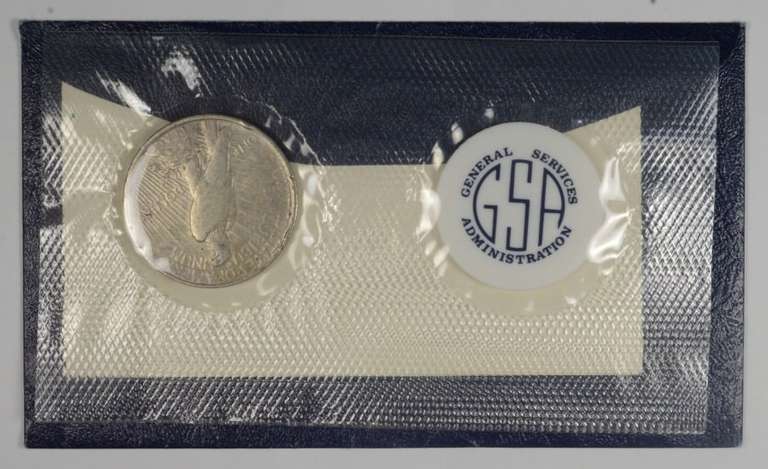 1922-D Peace Silver Dollar - GSA Soft Pack