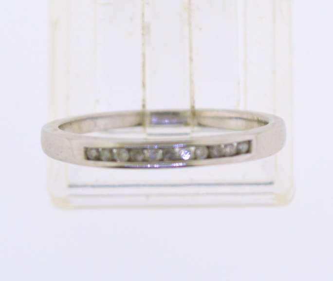 Platinum Diamond Band
