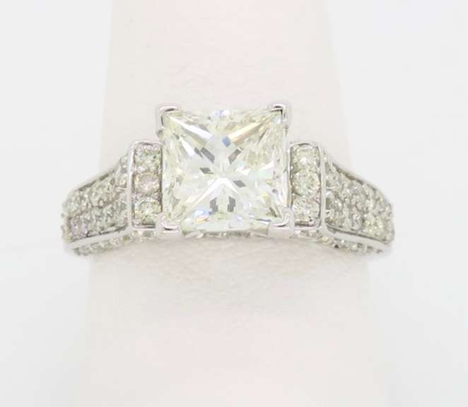 Certified 2.59ctw Diamond Engagement Ring