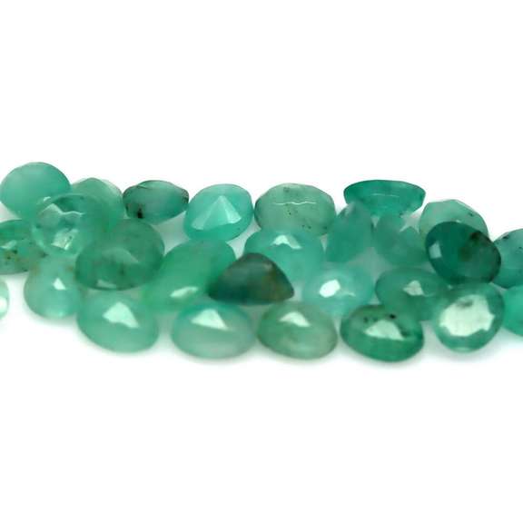 Large 6.59ct 29 piece Zambian Emerald parcel