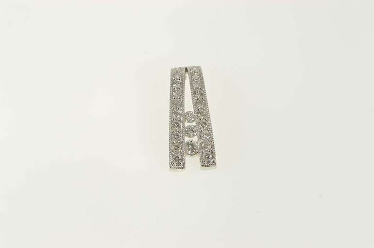14K White Gold 0.27 Ctw Diamond Encrusted Split Bar Pendant