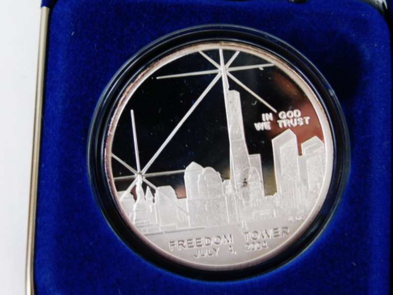 2004 World Trade Center Recovery Silver Coin