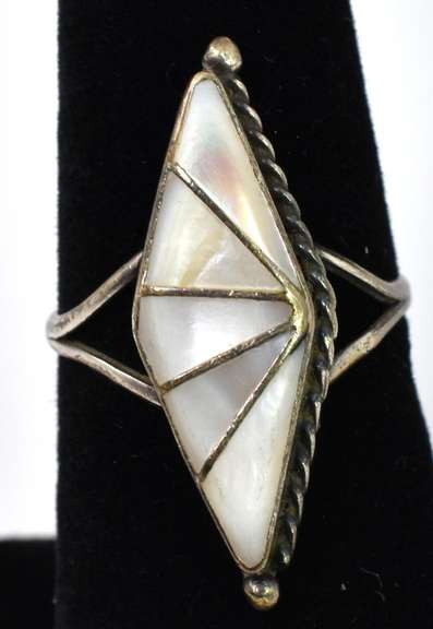 Sterling Silver Mother-Of-Pearl Ring