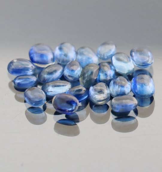 Beautiful 11.21ct sapphire blue Kyanite cabochon set