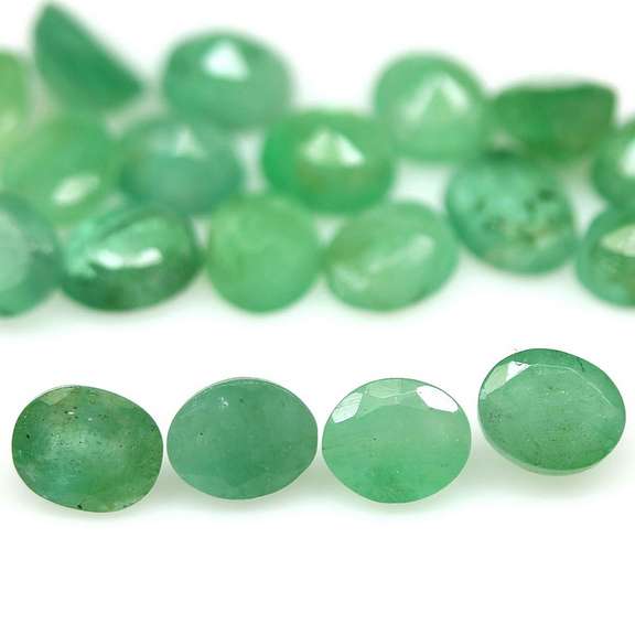 Heavy 7.86ct 37 piece oval cut Zambian Emerald set