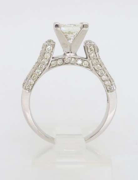 Certified 2.59ctw Diamond Engagement Ring