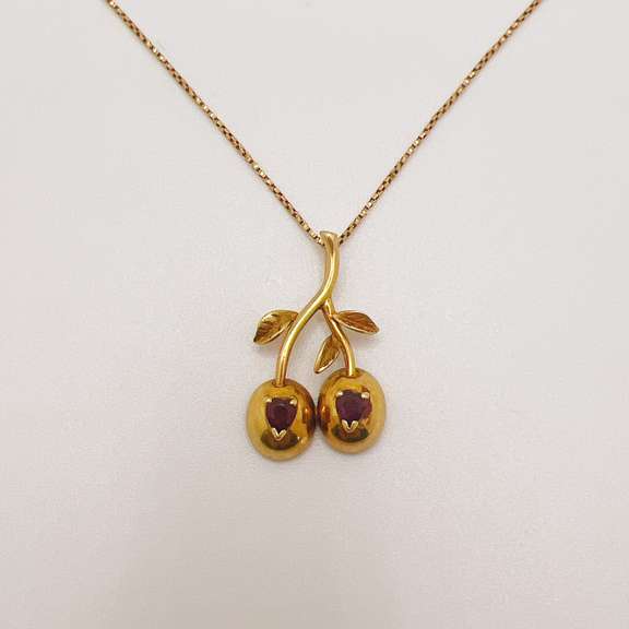 18kt Solid Yellow Gold & Ruby Necklace