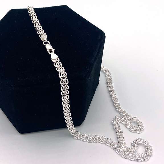 Lovely Hand-Made Silver Heart Chain Necklace