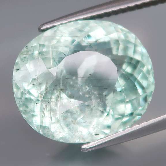 Gorgeous 10.13ct untreated sky blue Aquamarine