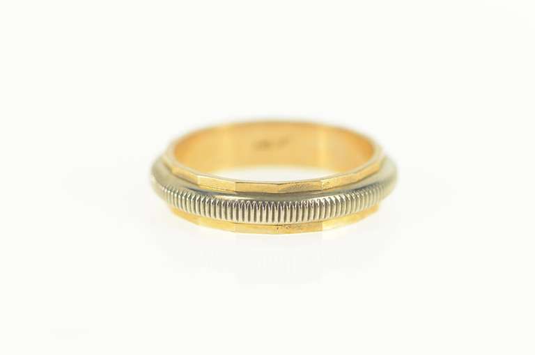 14K Yellow Gold Vintage NOS Two Tone Grooved Wedding Band Ring