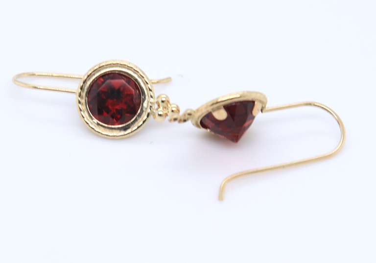 Beautiful Yellow Gold Garnet Dangle Earrings