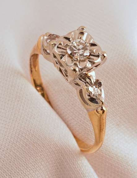 Sweet Estate Diamond Ring