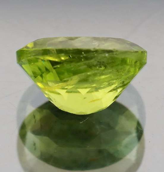 Large 3.29ct Burma green Peridot