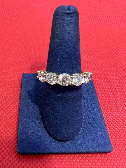 LADIES 14K YELLOW GOLD ENGAGEMENT RING WITH 3.05 CARATS DIAMOND IN TOTAL